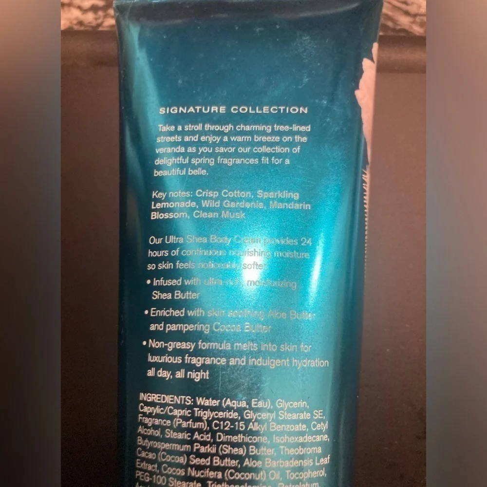 Bath & body works sheet cotton & lemonade 24 hour moisture body cream.8 oz size.